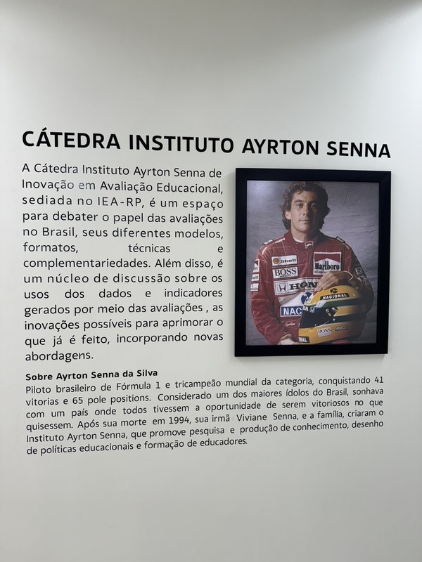 quadro de Ayrton Senna na IEA-USP