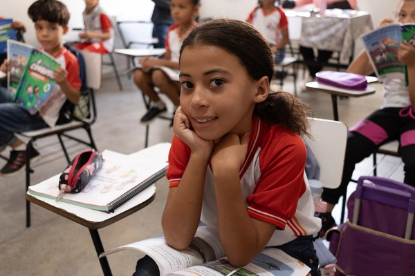 Ambientes acolhedores ajudam a prevenir o bullying na escola.