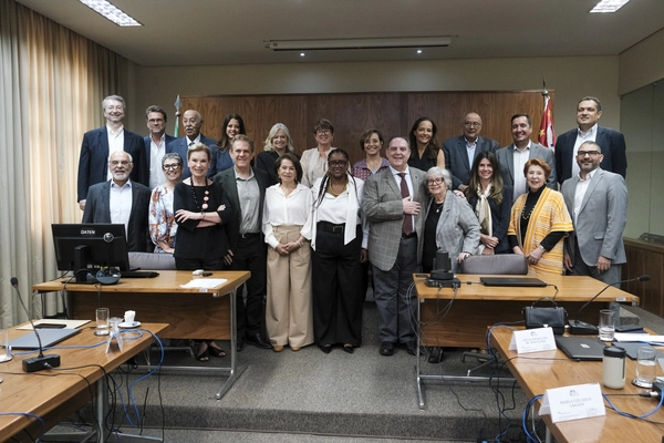 Comissão do CEESP em nomeação de Silvia Lima.