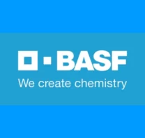 Logotipo da BASF com o slogan "We create chemistry" (Nós criamos química) e uma sutil referência ao Citi, em um fundo azul, destacando a inovação rumo ao MDF 2025.