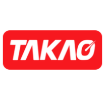 Logotipo retangular vermelho com texto estilizado em branco que diz “TAKAO”. A letra “O” é atravessada por uma linha diagonal, que se assemelha ao ponteiro de um velocímetro.